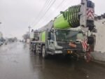Used mobile crane 2017 Zoomlion 110v7, three-section jib, 40 tons counterweight, 72 meters main boom, 7000 working hours
