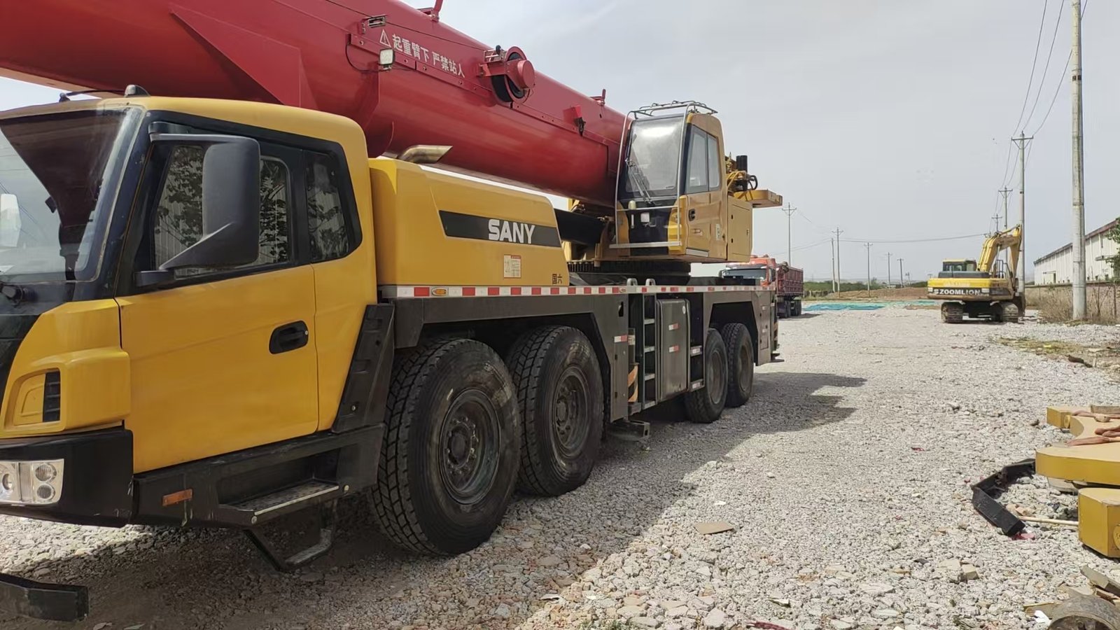 13390800837500452.jpg Used truck crane 2022 Sany 900T6, 33-ton counterweight, 59-meter main boom - Image 1