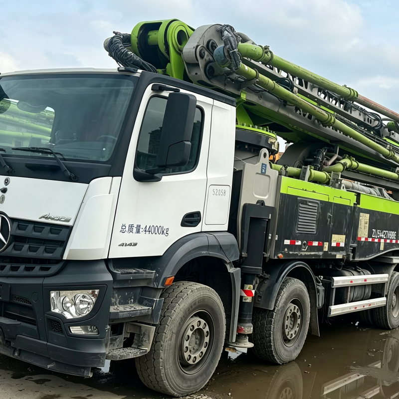 753 (8) 2020 Zoomlion 59m on Chassis Benz for sale in Changsha - Image 1