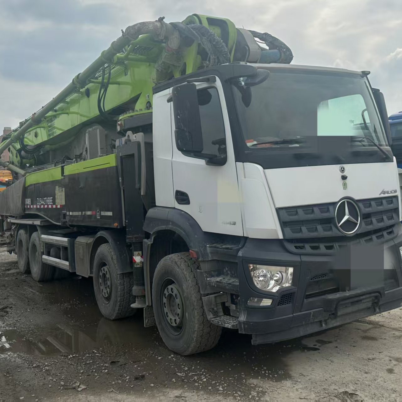 微信图片_20250502105213.jpg 2020 Zoomlion 59m on Chassis Benz for sale in Changsha - Image 1