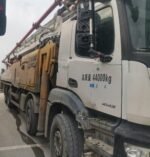 Used concrete pump truck 2020 Xcmg 62m on Chassis Mercedes-Benz with good price - Image 4