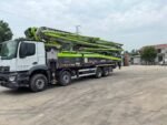 Concrete pump truck 2021 Zoomlion 59m on Chassis Mercedes-Benz - Image 2