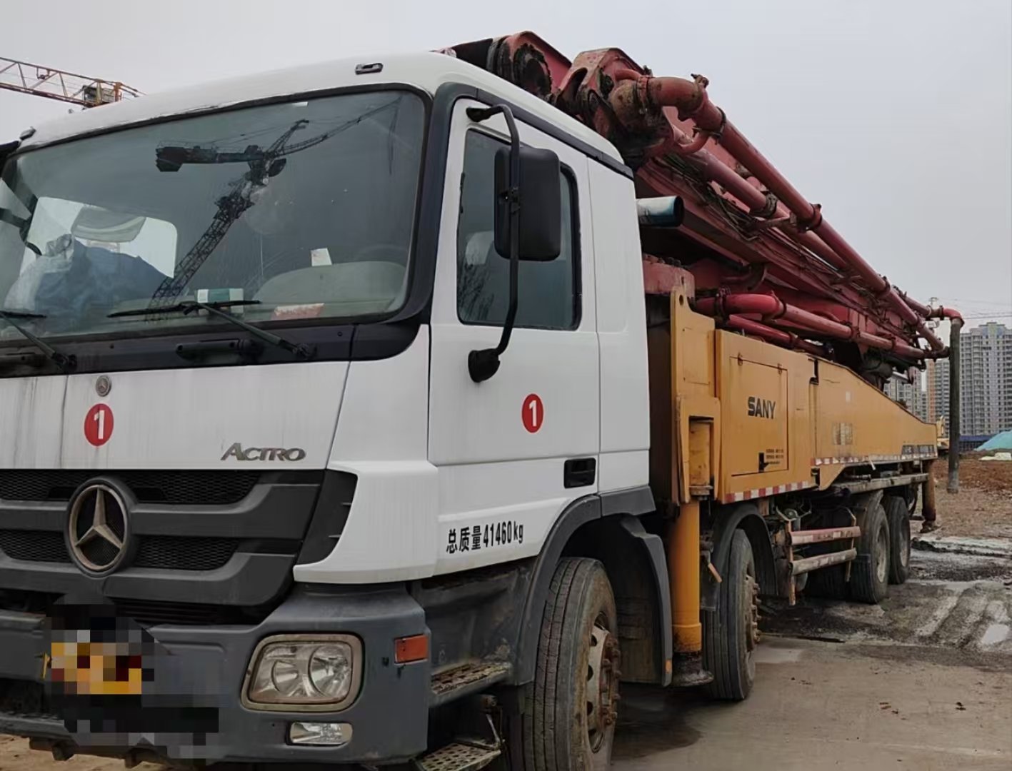 微信图片_20250507134935.jpg Good price! Concrete pump truck 2011 Sany 56m on Mercedes Benz - Image 1