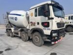 Concrete mixer truck 2021 Howo 12 cbm Weichai engine - Image 2