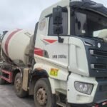 2022 Sany 12 cbm Euro 6 concrete pump trucks in stock - Image 4