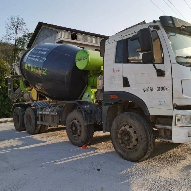 微信图片_20250511104318.jpg 2018 Zoomlion 10 cbm on chassis Jiefang horsepower 340 - Image 1