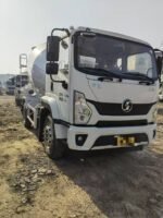 New concrete mixers 2024 Shacman 8 cbm 2 alxes - Image 2