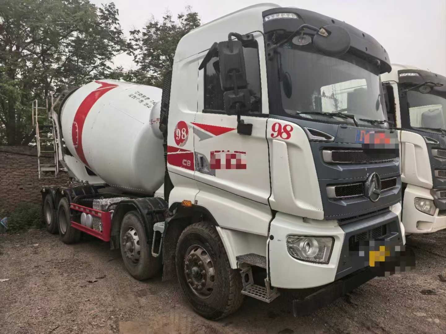微信图片_20250518100419.jpg Second-hand cement mixers 2021 Sany 12 cbm Hino engine - Image 1