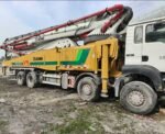 Used mobile concrete pump 2023 XCMG 62m on chassis Sitrak - Image 3