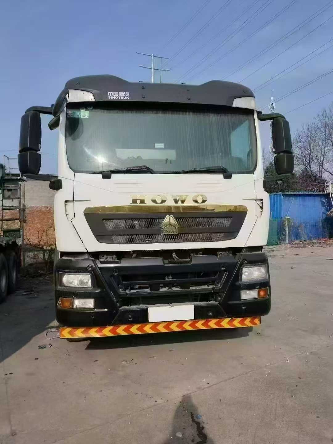 微信图片_20250518105222.jpg Used concrete mixers 2021 Zoomlion 12 cbm on Howo chassis - Image 1