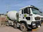 Used concrete mixers 2021 Zoomlion 12 cbm on Howo chassis - Image 4