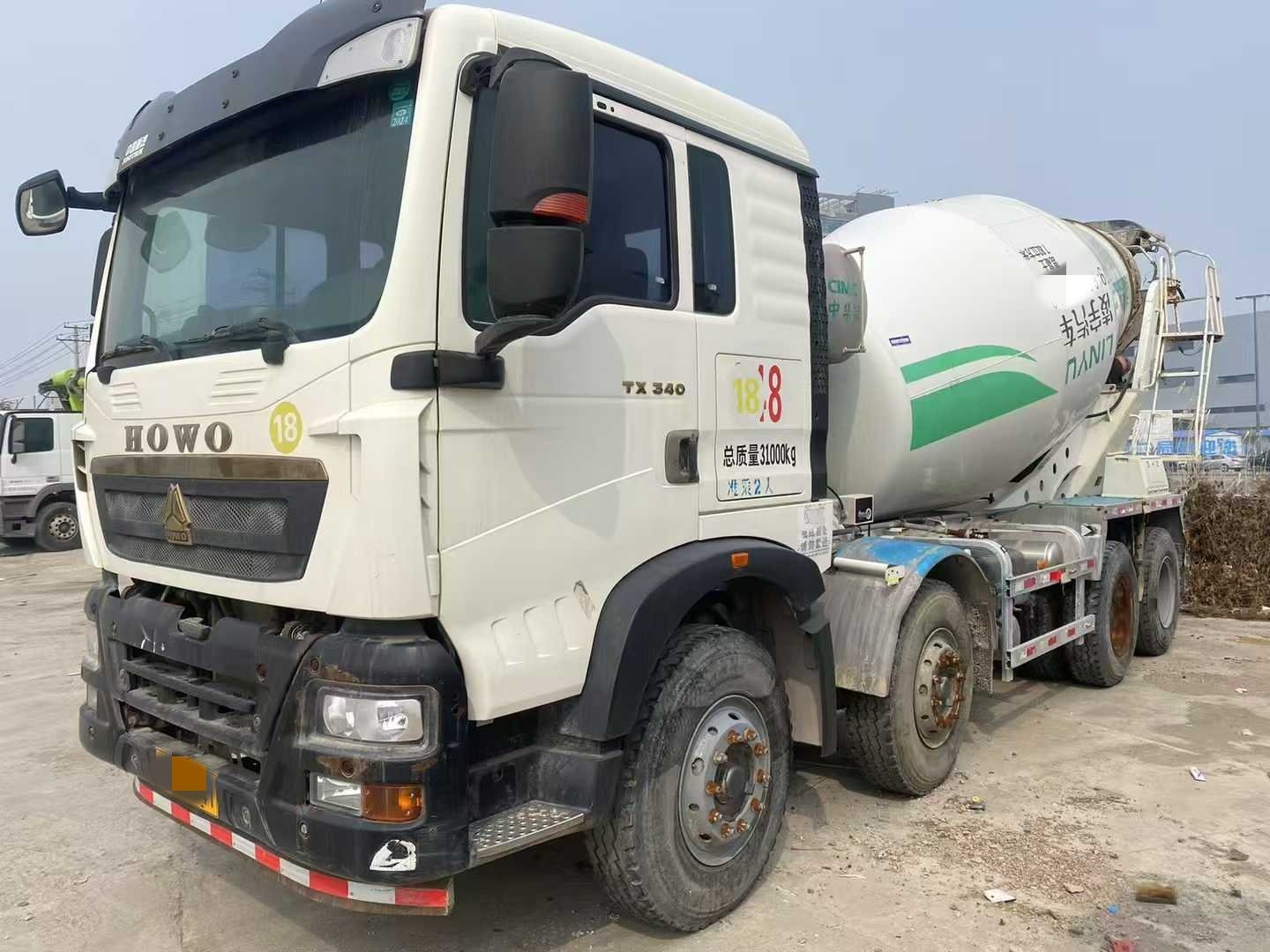 微信图片_20250526205006.jpg Concrete mixer truck 2021 Howo Lingyu, 12 cubic meters, Weichai 340 engine - Image 1